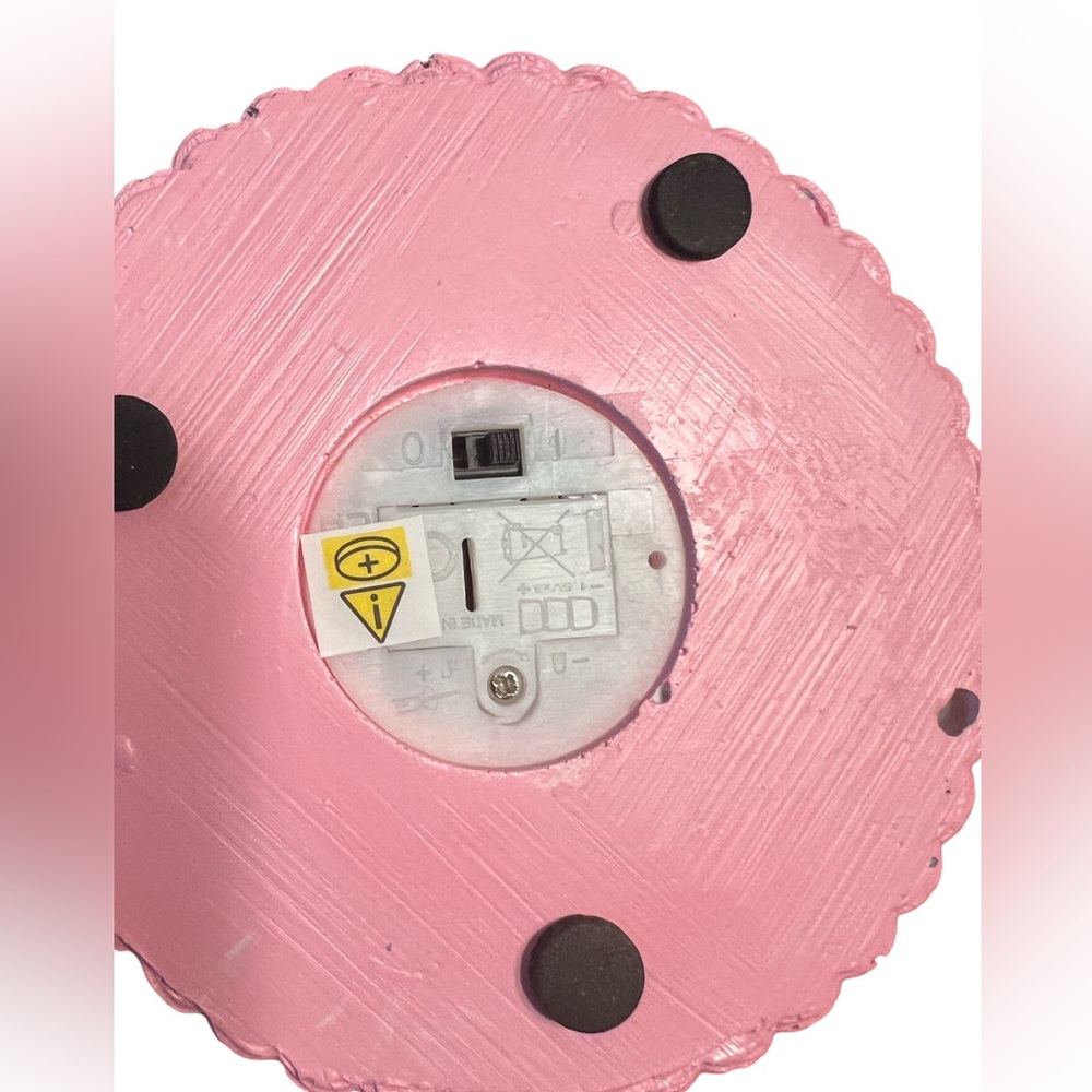 Whimsical NWT Birthday LED Pink & Blue Resin Celebration Birthday Layered Cake - Picture 8 of 9